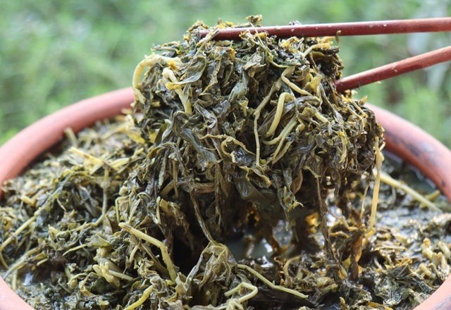Rau sắn muối chua đặc sản được thị trường ưa chuộng (nguồn: sưu tầm)
