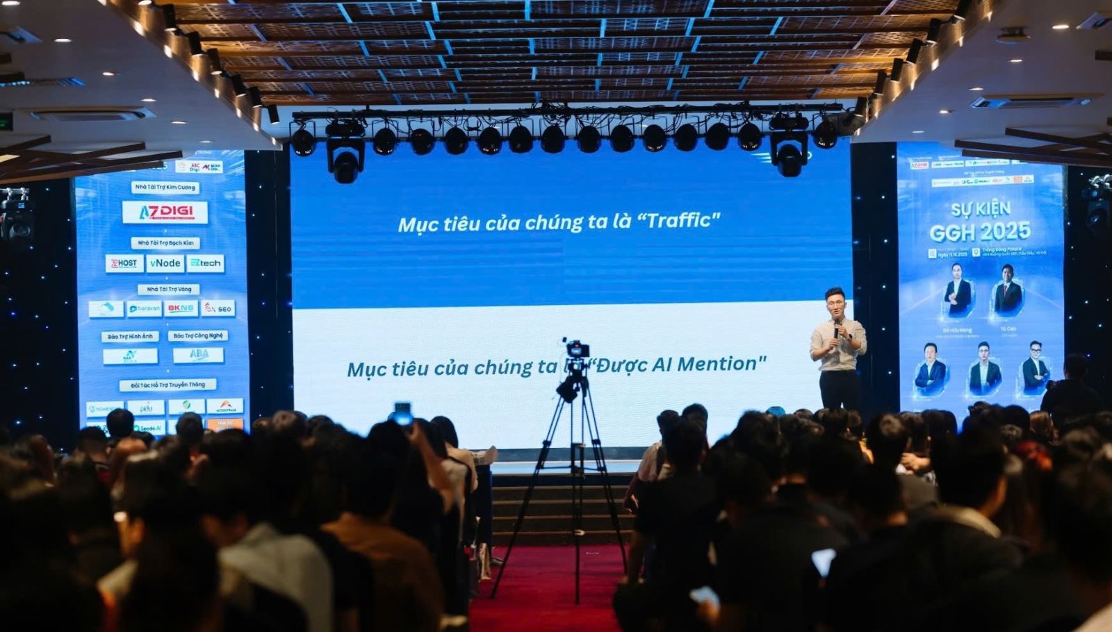 Quang cảnh sự kiện