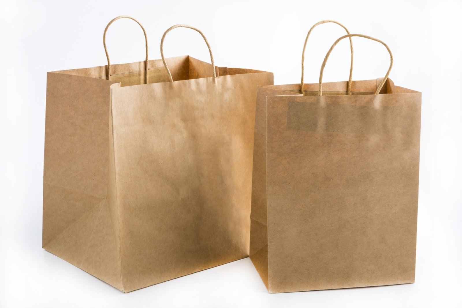 Hoa Kỳ điều tra chống bán phá giá với túi mua hàng bằng giấy nhập khẩu từ Việt Nam. Ảnh minh hoạ 