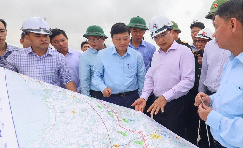 Bộ trưởng Nguyễn Văn Thắng yêu cầu loại bỏ nhà thầu Tổng công ty xây dựng Hoàng Long  (Ảnh IT)