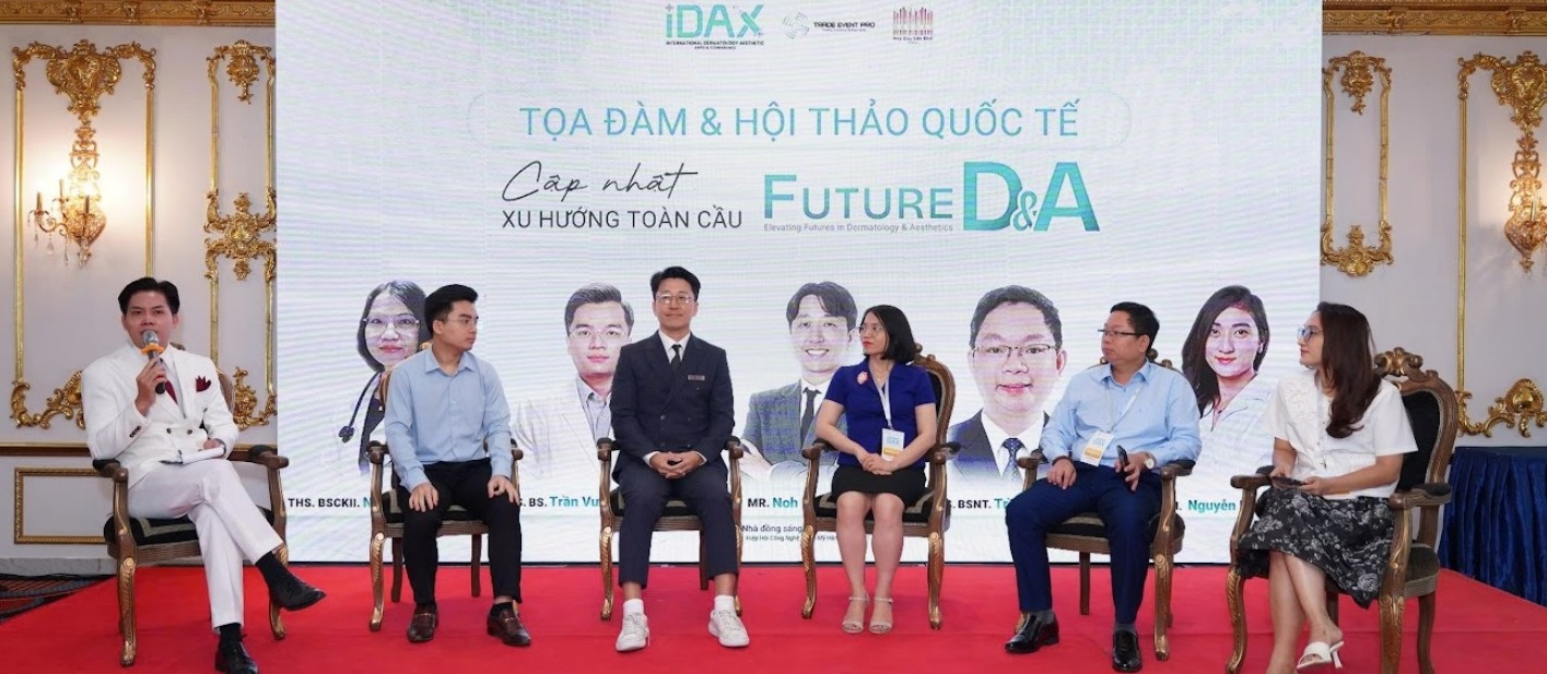 Các chuyên gia về da liễu và thẩm mỹ trong và ngoài nước chia sẻ về một số xu hướng phát triển của ngành da liễu và thẩm mỹ