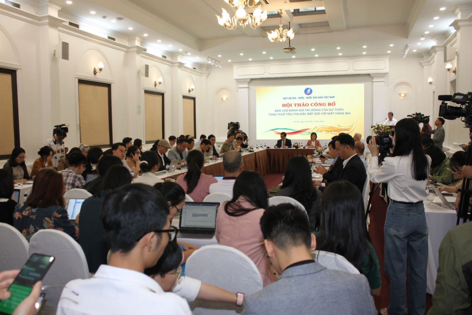 Hội thảo công bố “Báo cáo đánh giá tác động của dự thảo tăng thuế TTĐB đối với mặt hàng bia.”