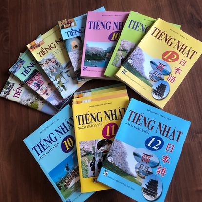 Nhu cầu học tiếng Nhật để làm việc tại Nhật Bản hoặc tại các doanh nghiệp Nhật ở Việt Nam tập trung chủ yếu vào nhóm đã tốt nghiệp THPT, thì ở bậc phổ thông, việc triển khai giảng dạy tại nhiều địa phương vẫn chưa được coi trọng đúng mức