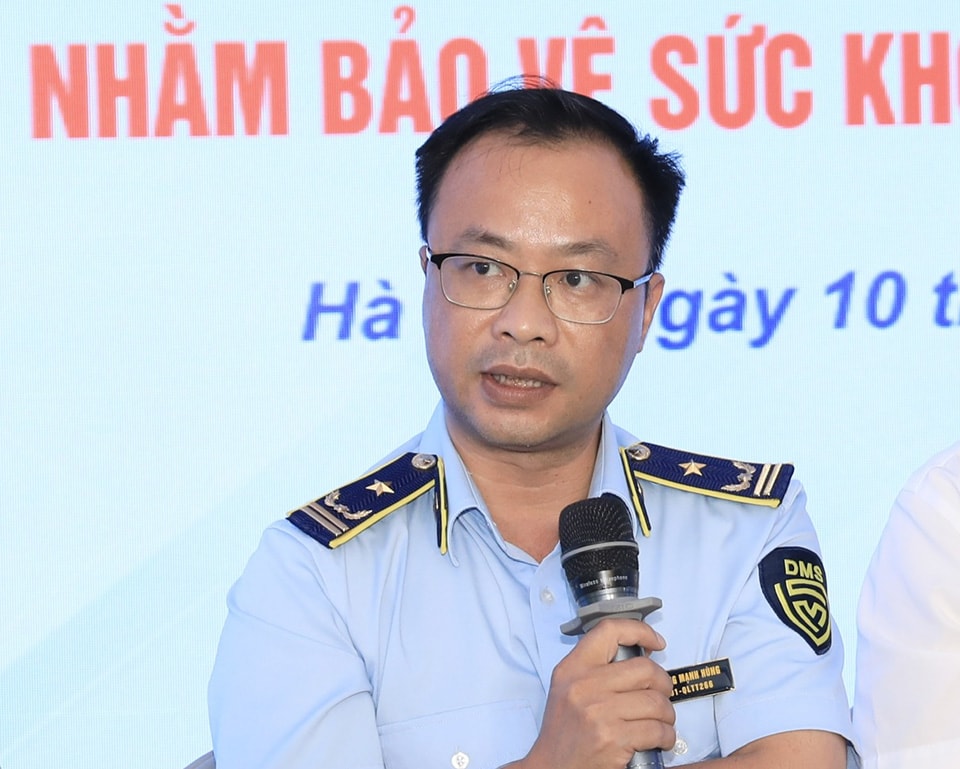 Theo ông Dương Mạnh Hùng, Phó Chi cục trưởng Chi cục Quản lý thị trường Hà Nội, người dân nên ưu tiên mua sản phẩm chính hãng, thương hiệu uy tín