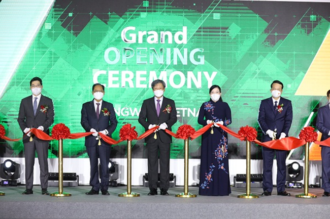 Công ty TNHH Dongwha Việt Nam khánh thành dây chuyền 2 nhà máy sản xuất gỗ MDF trị giá 120 triệu USD  tại Thái Nguyên