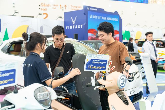 Tại Tuần lễ Công nghiệp và Công nghệ Việt Nam 2025, cộng đồng doanh nghiệp và khách tham quan sẽ được trải nghiệm liền mạch 5 triển lãm chuyên ngành hàng đầu quốc gia, tạo nên chuỗi giá trị liên kết toàn diện chưa từng có.