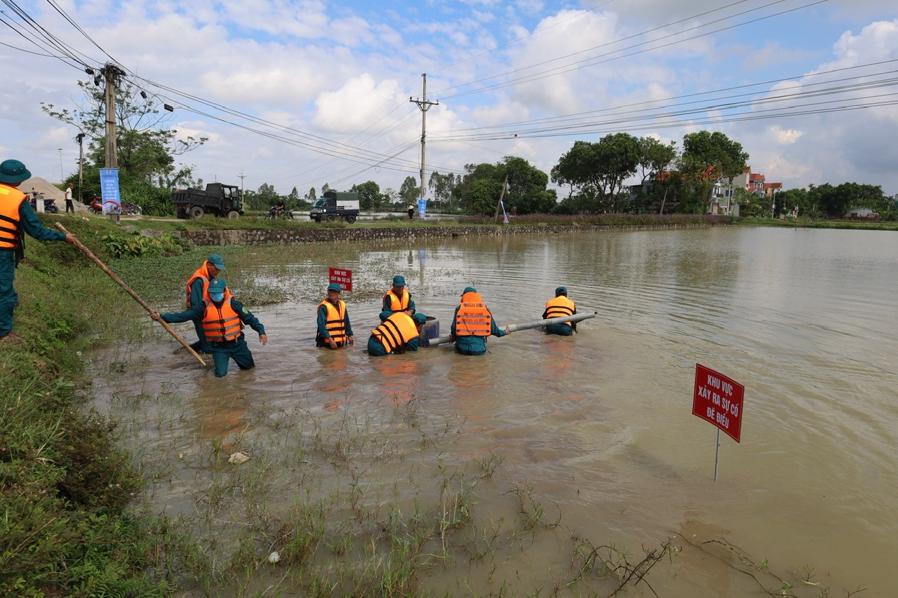 Cuộc diễn tập thành công, hoàn thành đúng chương trình, kế hoạch.