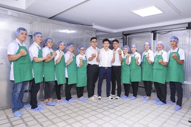   Đội ngũ sản xuất