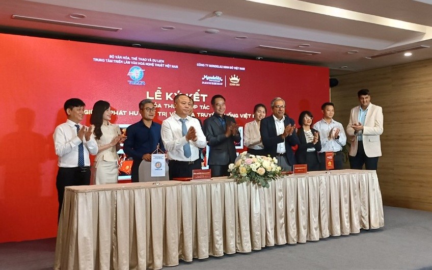 Trung tâm Triển lãm văn hóa nghệ thuật Việt Nam ký Biên bản ghi nhớ hợp tác với Công ty Mondelez Kinh Đô Việt Nam
