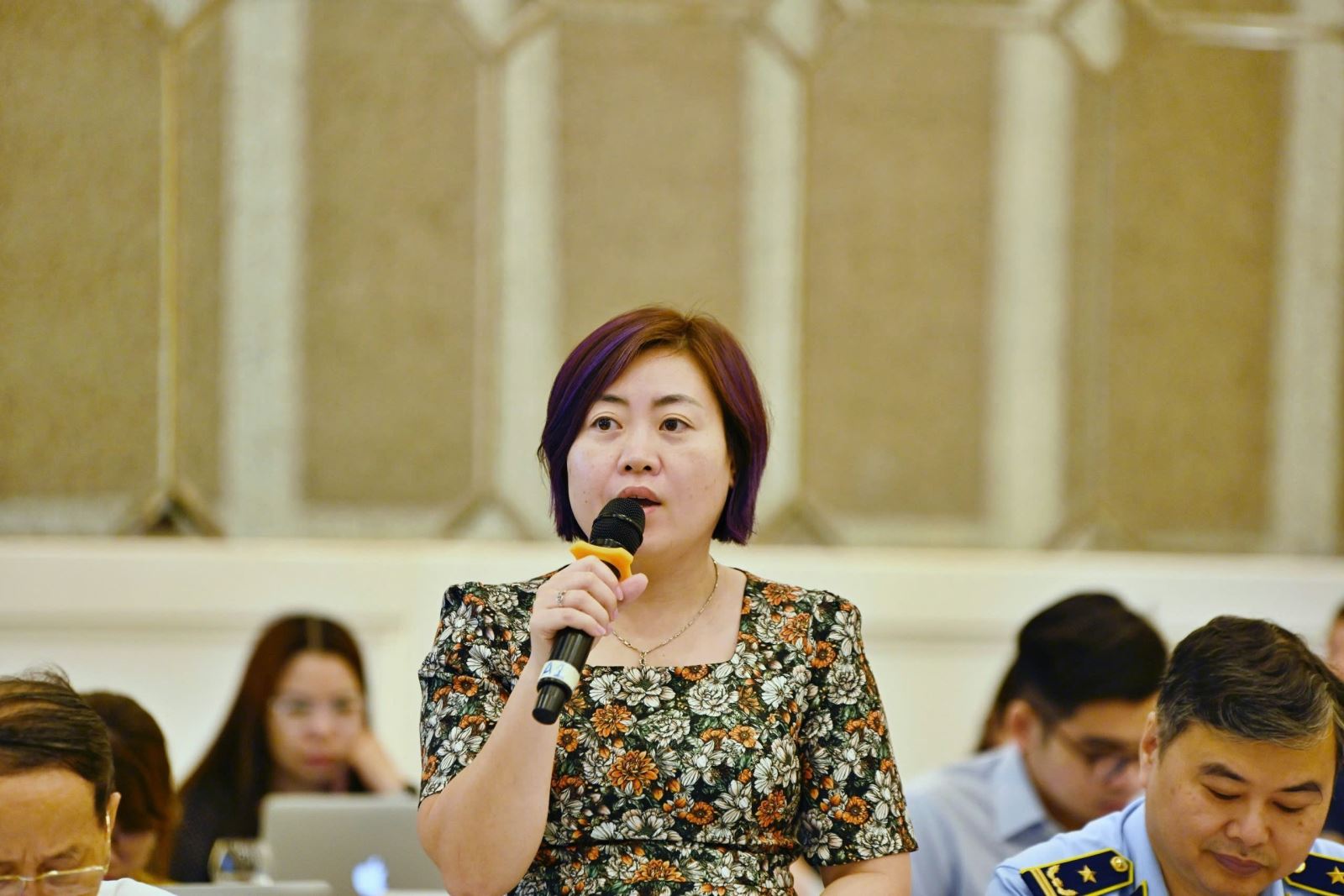 Các đại biểu chia sẻ các ý kiến thẳng thẳng thắn tại Hội thảo