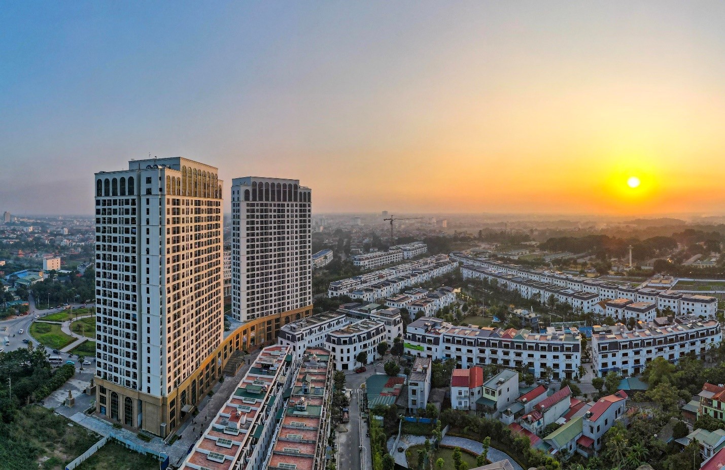 Tầm nhìn đến năm 2050, Vĩnh Phúc có hệ thống kết cấu hạ tầng hiện đại, xanh, sạch đẹp (Ảnh: Báo Vĩnh Phúc).