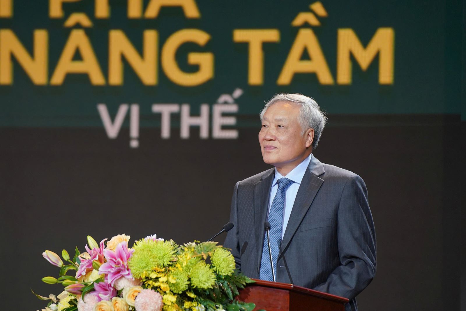 Phó Thủ tướng Thường trực Chính phủ Nguyễn Hòa Bình phát biểu chỉ đạo hội nghị.