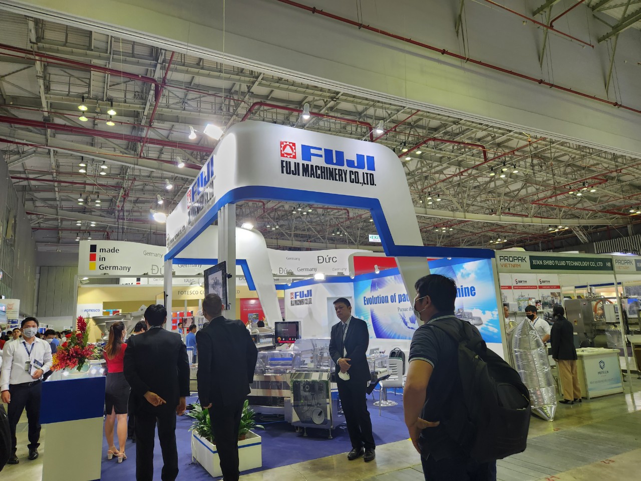 Gian hàng Nhật Bản trưng bày nhiều công nghệ mới trong ngành bao bì