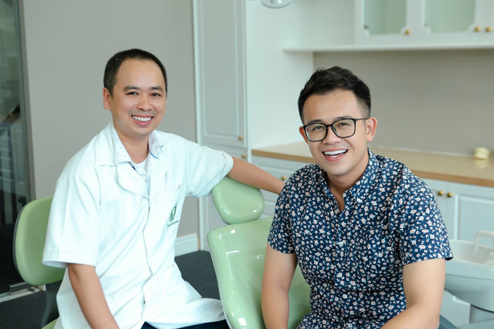 MC Đức Bảo yên tâm làm răng thẩm mỹ vì biết Nha khoa Gia Đình là địa chỉ uy tín