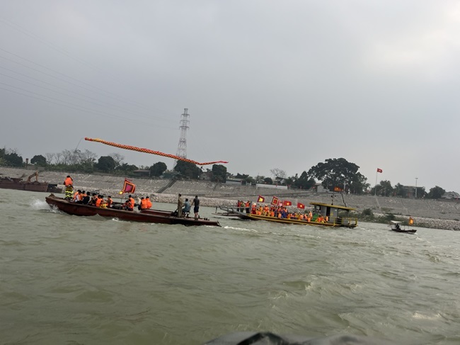 Số lượng du khách tham dự lễ hội 