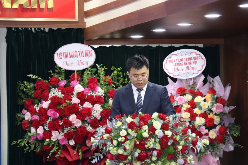 PGS, Gao ZHIWU- Phó Viện trưởng viện Giáo dục Quốc tế, Đại học Sư phạm Liêu Ninh