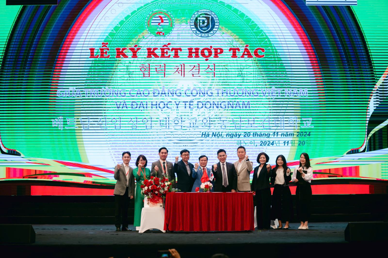 Quang cảnh buổi Lễ Ký kết