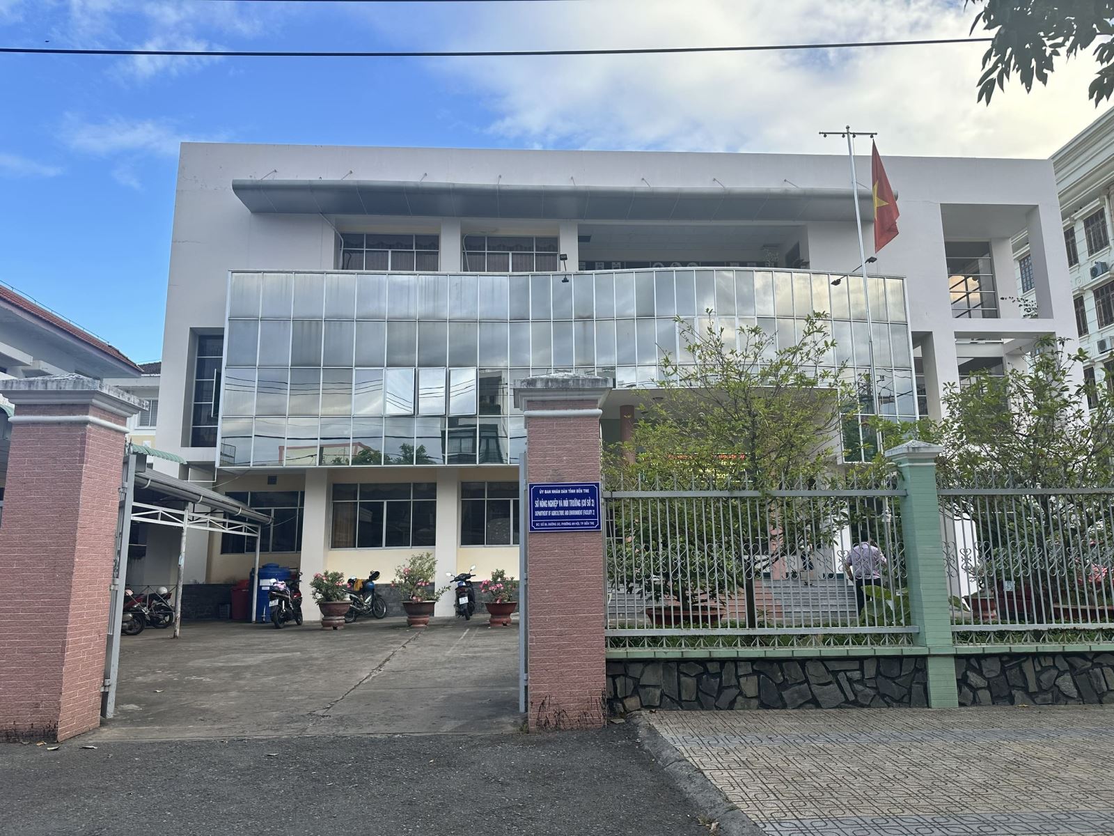 Trụ sở Sở Nông nghiệp và Môi trường tỉnh Bến Tre, nơi định hướng phát triển nông nghiệp xanh và bền vững