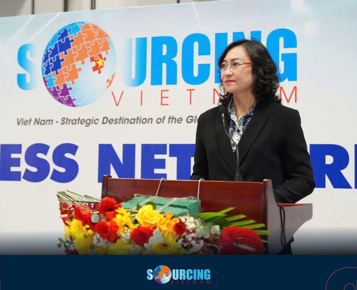 Thứ trưởng Bộ Công Thương Phan Thị Thắng phát biểu tại Triển lãm và Sự kiện kết nối chuỗi cung ứng hàng hoá quốc tế Vietnam International Sourcing 2024