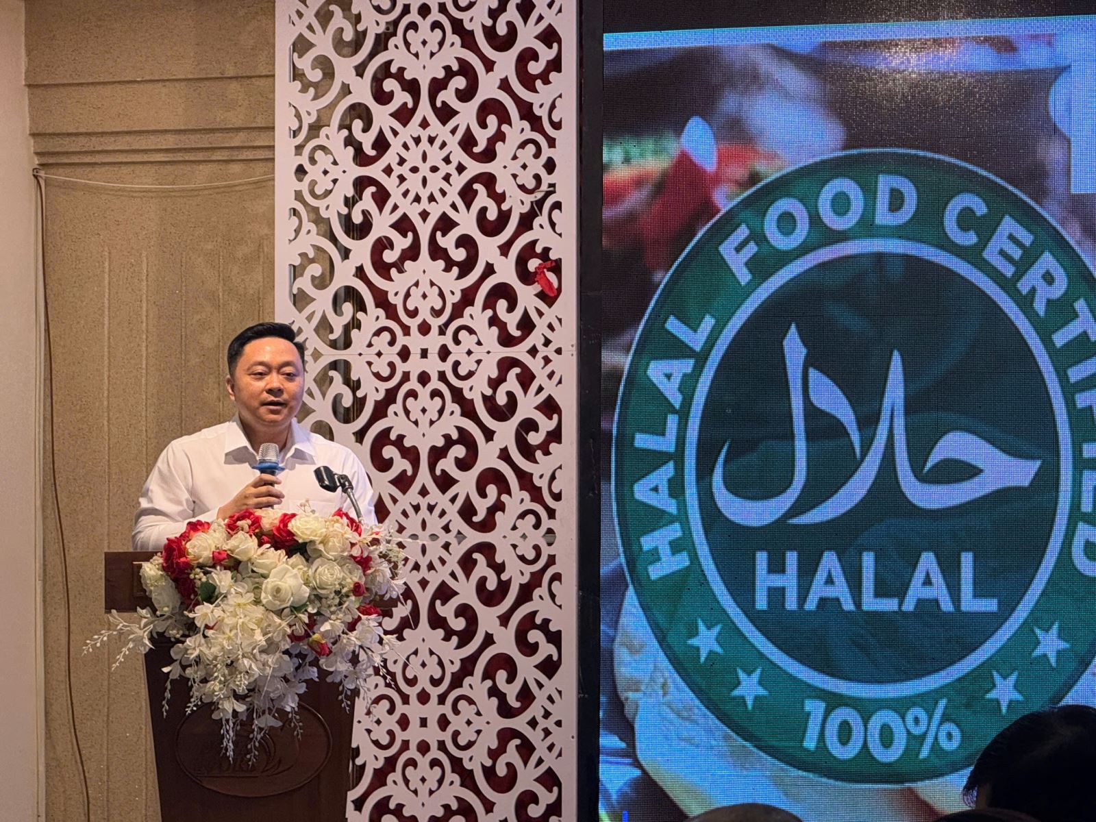 Tăng cường phối hợp, hỗ trợ doanh nghiệp kết nối, tìm hiểu, hỗ trợ để doanh nghiệp chủ động, tự tin, vượt rào cản khi tham gia thị trường Halal.