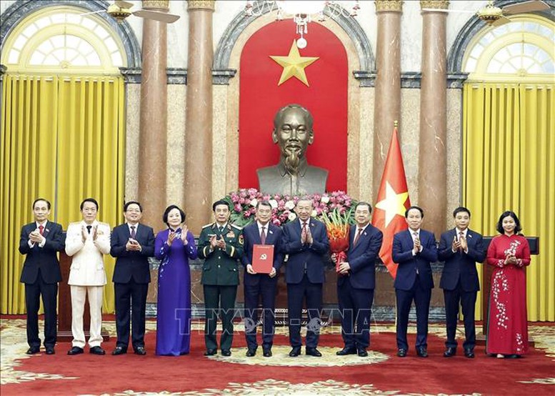 Tổng Bí thư, Chủ tịch nước chủ trì hội nghị công bố các quyết định đối với Chính phủ- Ảnh 1.