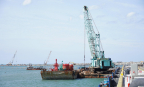 Gỡ nút thắt mặt bằng để phát huy vai trò động lực của Khu bến cảng Mỹ Thủy