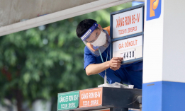 Bình ổn giá xăng dầu không để chính sách trễ nhịp