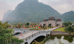 Du xuân Ninh Bình dịp Tết Bính Ngọ 