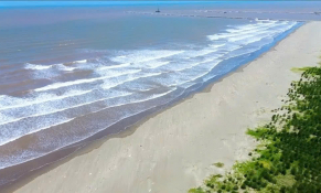 Du lịch biển Ninh Bình tăng tốc phát triển