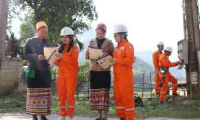 Điện lực Nghệ An vận động người dân tham gia đảm bảo an toàn hành lang điện lưới