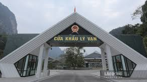 Giữ vững biên cương, đẩy lùi buôn lậu và tội phạm nơi cửa khẩu Lý Vạn