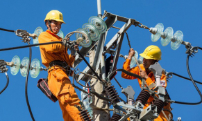 Xem xét, quyết định việc chấm dứt tham gia cơ chế mua bán điện trực tiếp của khách hàng sử dụng điện lớn
