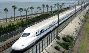 Chuyển động thị trường tài chính 25/12: VN-Index đảo chiều, mất đỉnh lịch sử mới