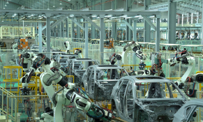 Công nghiệp ô tô Việt đón cơ hội lớn kèm nỗi lo xe nhập khẩu