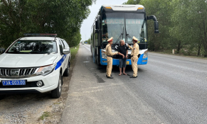 Quảng Bình: Lực lượng Cảnh sát giao thông thực hiện kế hoạch cao điểm với phương châm ba không