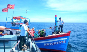 Việt Nam dồn lực gỡ bỏ 'thẻ vàng' IUU