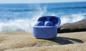 Sony giới thiệu mẫu tai nghe không dây từ vỏ chai nước tái chế và linh kiện ô tô cũ