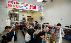 Dịch vụ ăn uống tại Hà Nội được hoạt động bình thường trở lại