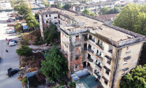 Nghệ An: Khẩn trương di dời người dân ra khỏi tòa nhà A1 chung cư cũ Quang Trung