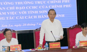 Phó Thủ tướng Trương Hòa Bình kiểm tra công tác cải cách hành chính tại Sơn La