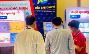 Điện Quang giới thiệu nhiều giải pháp thông minh tại Diễn đàn Kinh tế TP.HCM 2022