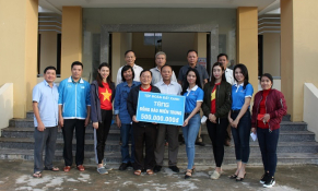 Tập đoàn Đất Xanh chung tay đến với đồng bào vùng bão lũ miền Trung