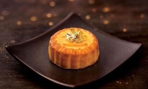 Bánh trung thu dát vàng, đẳng cấp đại gia cho ngày Rằm tháng 8