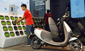 Đi cả ngày không hết pin, xe máy điện sắp bùng nổ