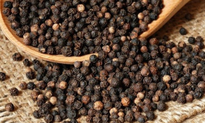 Xuất khẩu hạt tiêu giảm về lượng nhưng được giá