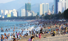 Phát triển các mũi nhọn kinh tế biển miền Trung