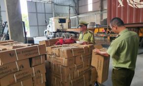 TP. Hồ Chí Minh thu giữ hơn 35.000 sản phẩm sữa Ensure và bia Heineken nhập lậu