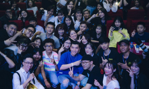 Cùng HIEUTHUHAI quẩy tung đêm nhạc Chào tân sinh viên Khoa Xây dựng Đảng: “Revolution 2020”