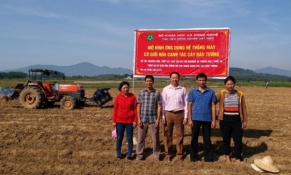 Học viện Nông nghiệp Việt Nam ứng dụng cơ giới hóa đồng bộ các khâu trong sản xuất đậu tương