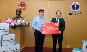 Bộ Y tế tiếp nhận 3200 máy thở từ Vingroup